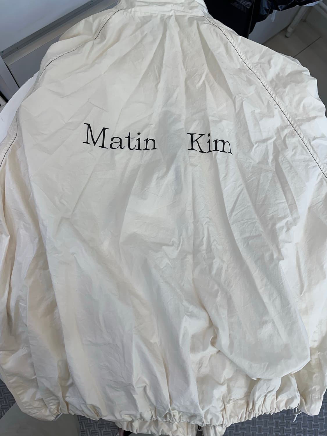 마뗑킴MATIN KIM LOGO COATING JUMPER 상품이미지4
