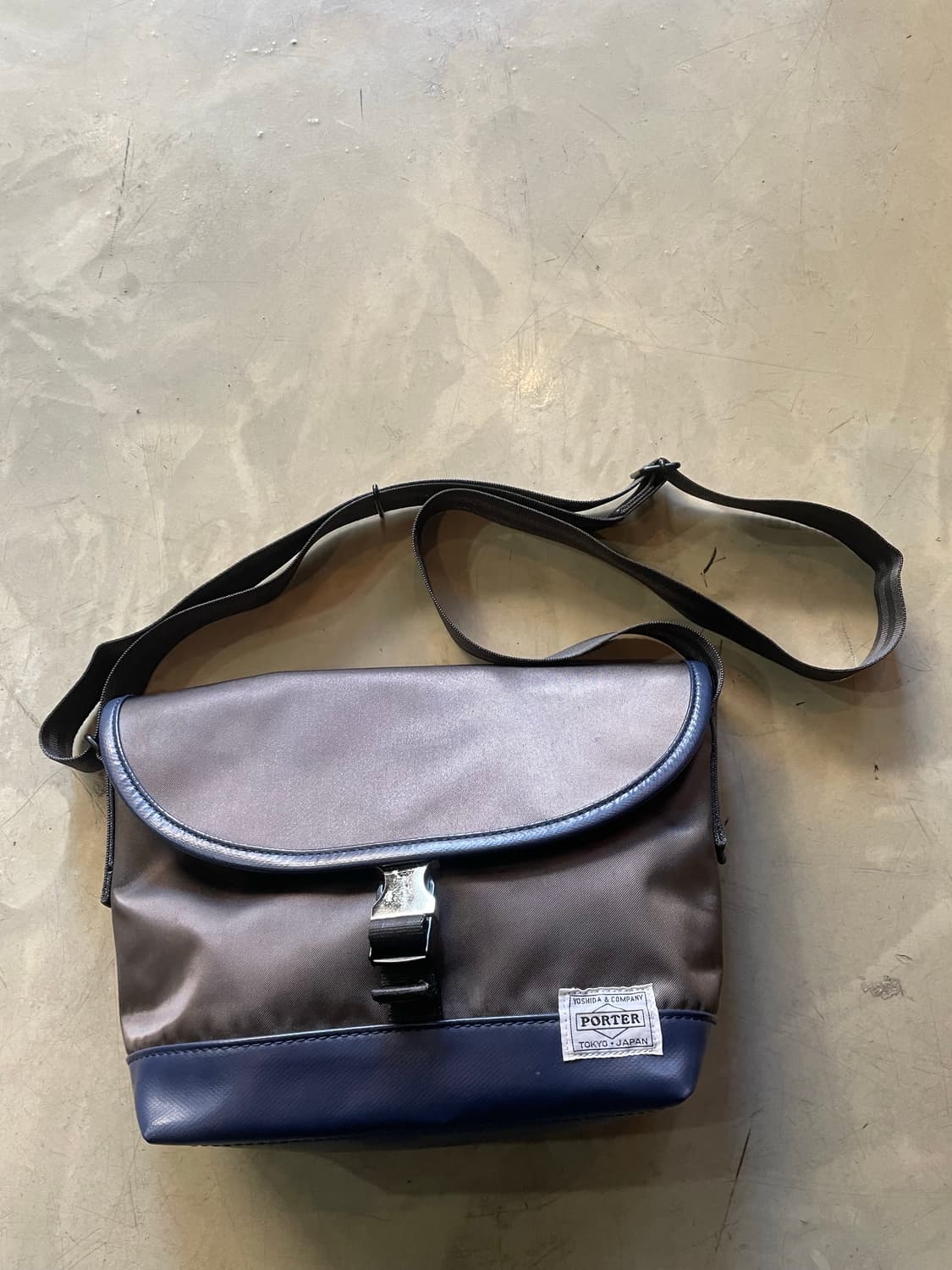 요시다 포터 x Sac’s Bar 크로스백 상품이미지1