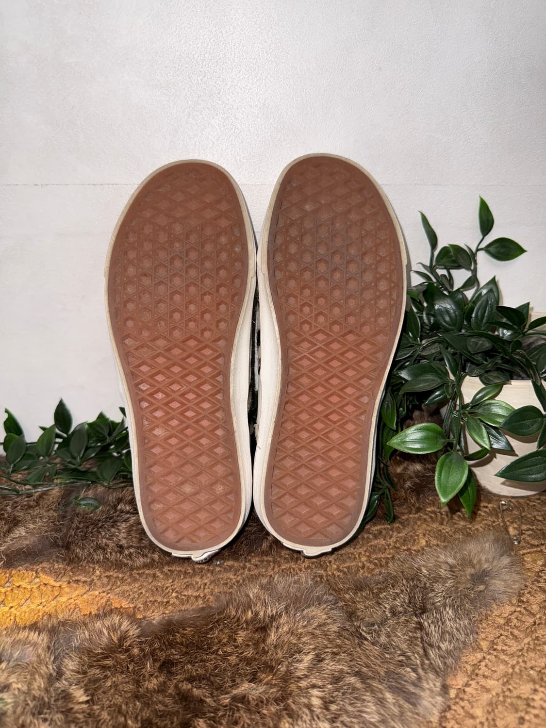 Vans white calf fur sneakers  상품이미지7