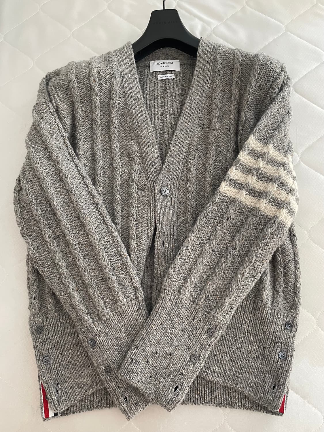 톰브라운 케이블 가디건 4사이즈 급매 상품이미지1