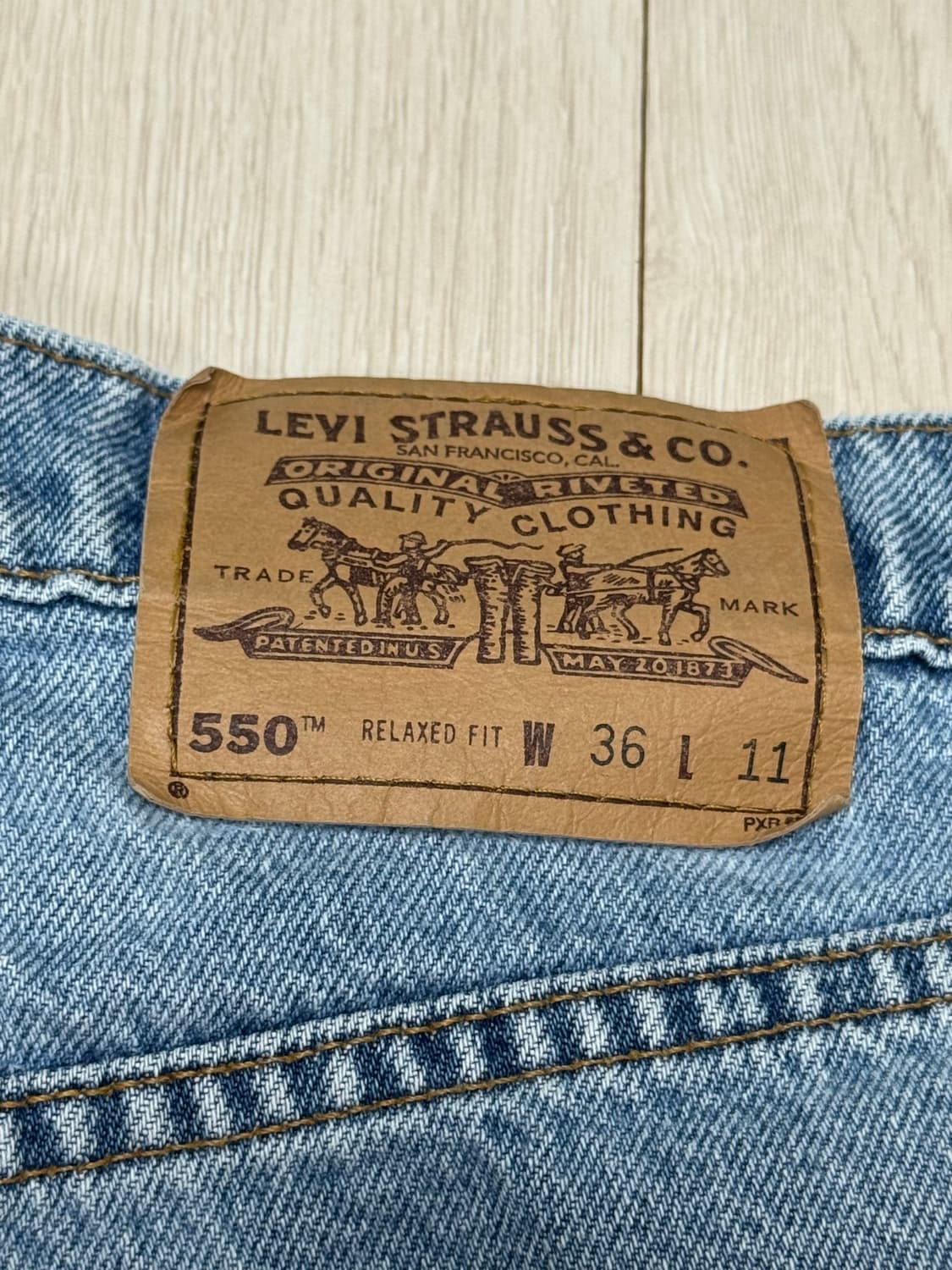 90s 빈티지 리바이스 550 쇼츠 (36, usa made) 상품이미지5