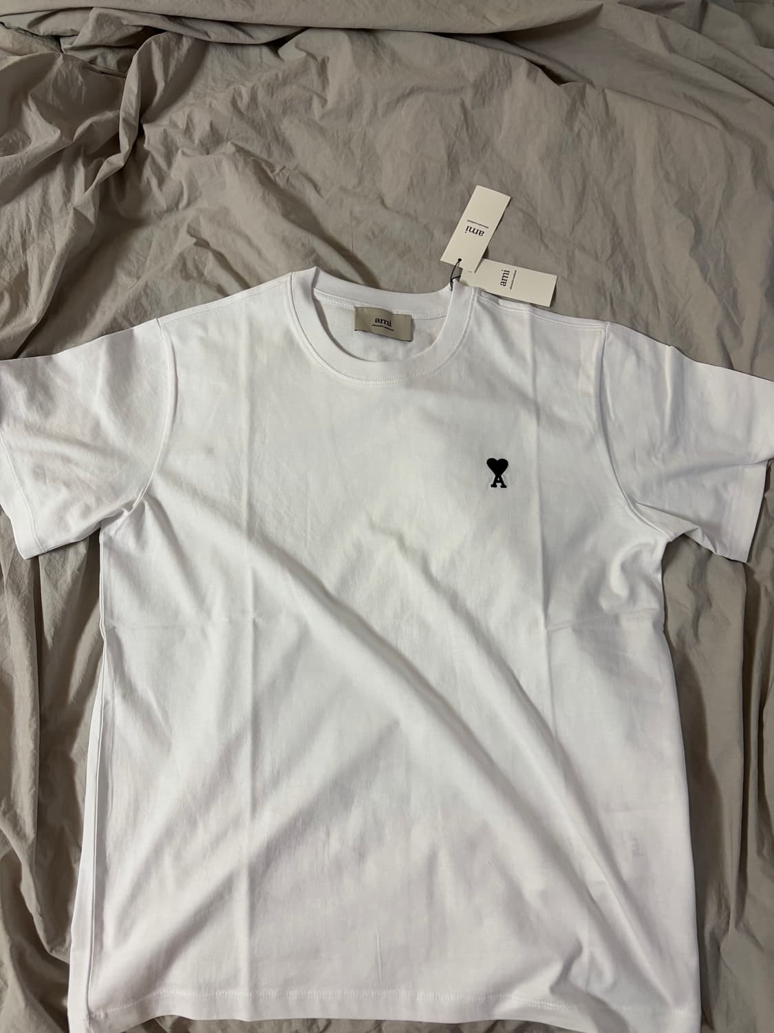 아미 / 스몰하트로고블랙 흰색 반팔티 / L 상품이미지1