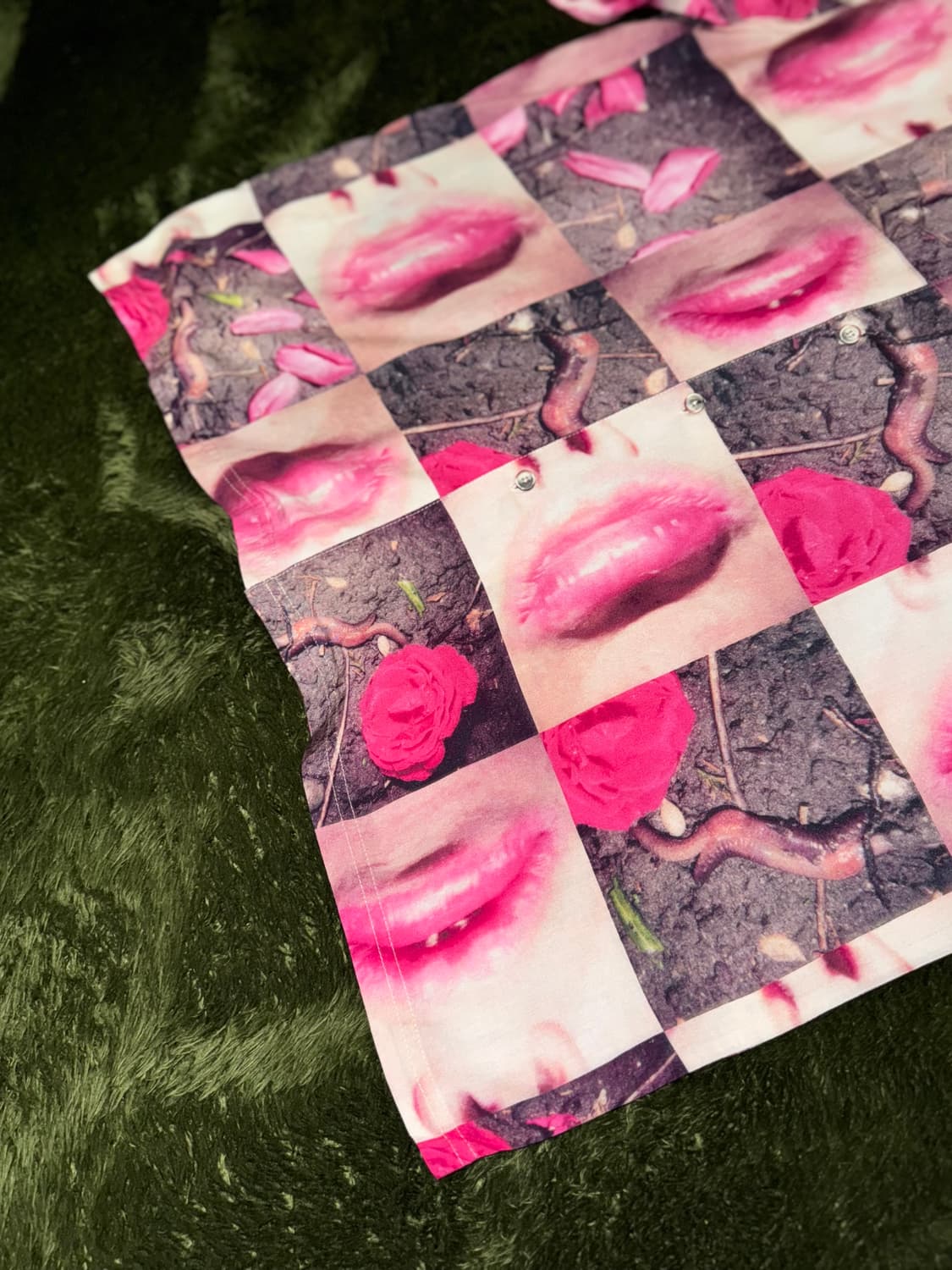 [L] PLEASURES 플레져스 웜 립스 버튼업 레이온 셔츠 상품이미지6