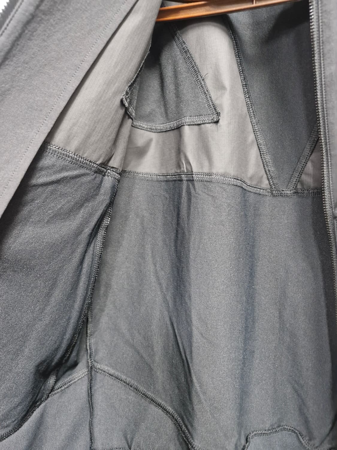 100L 아디다스 기능성 모던 자켓. 상품이미지9