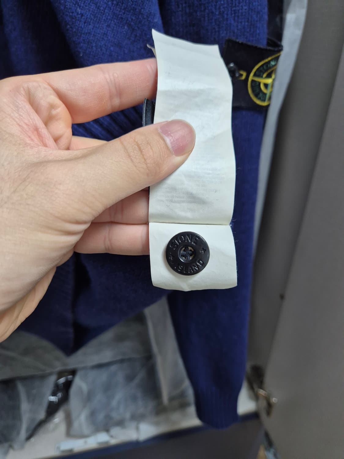 정품 스톤아일랜드 반집업니트 100-L 네이비 상품이미지9