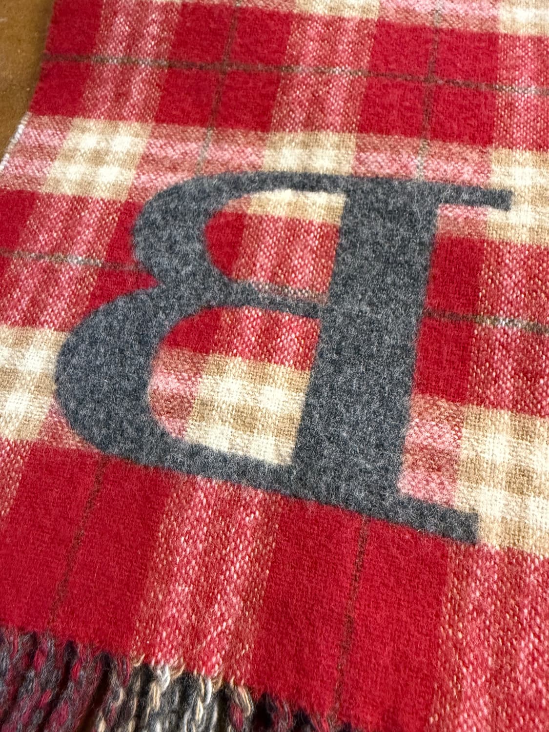 버버리 BURBERRY B로고 체크 양면 머플러 그레이 레드 FREE 상품이미지8