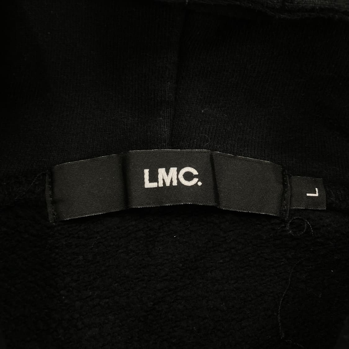 LMC 스펠아웃 빅로고 블랙 후드티 상품이미지4