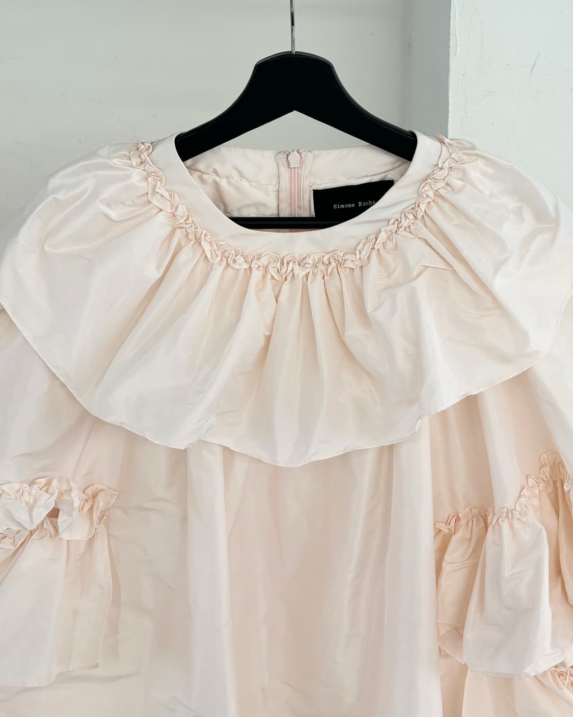 시몬 로샤 핑크 러플 레이스 원피스 상품이미지2