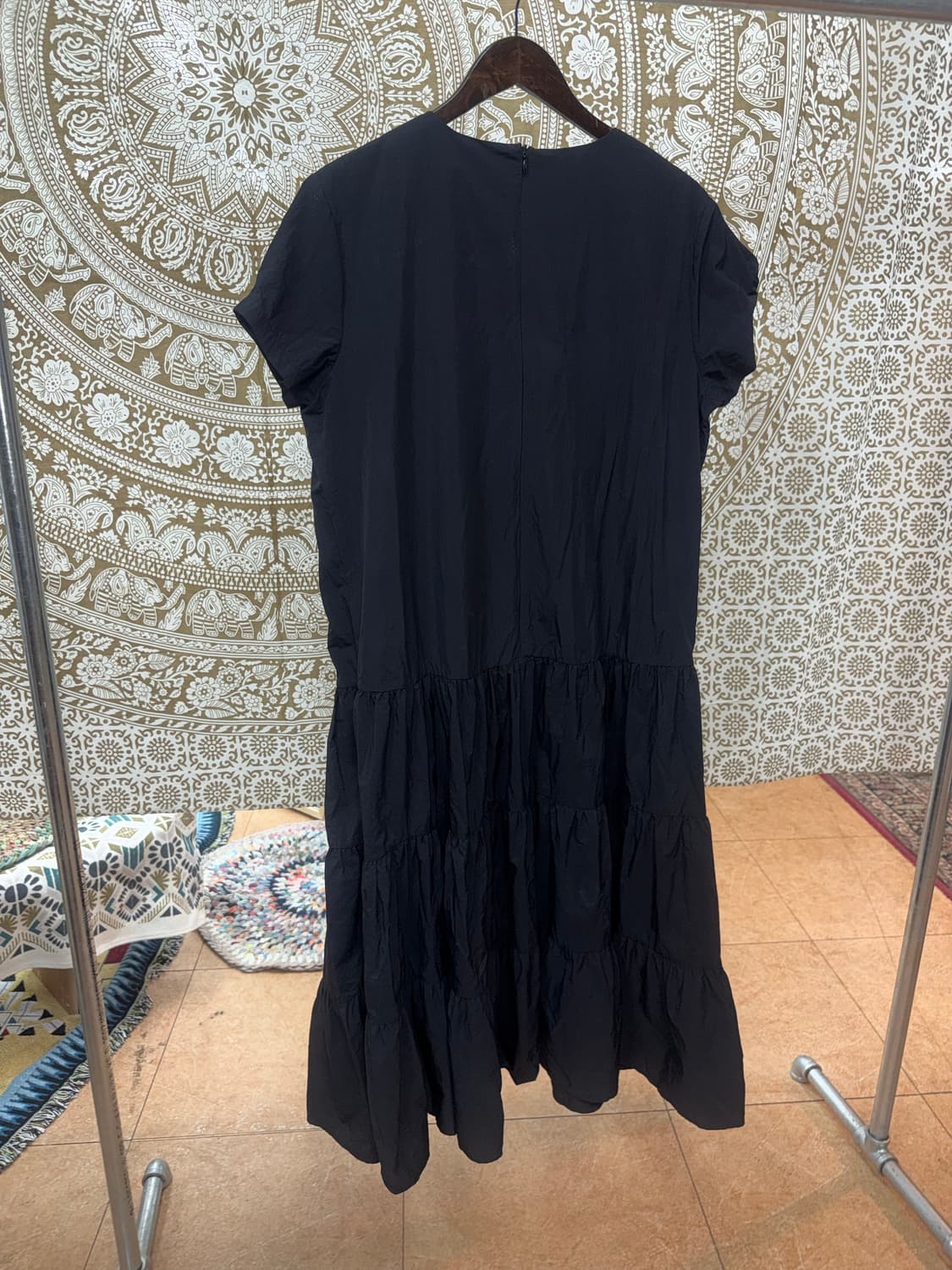 여성 블랙 반팔 원피스  상품이미지4