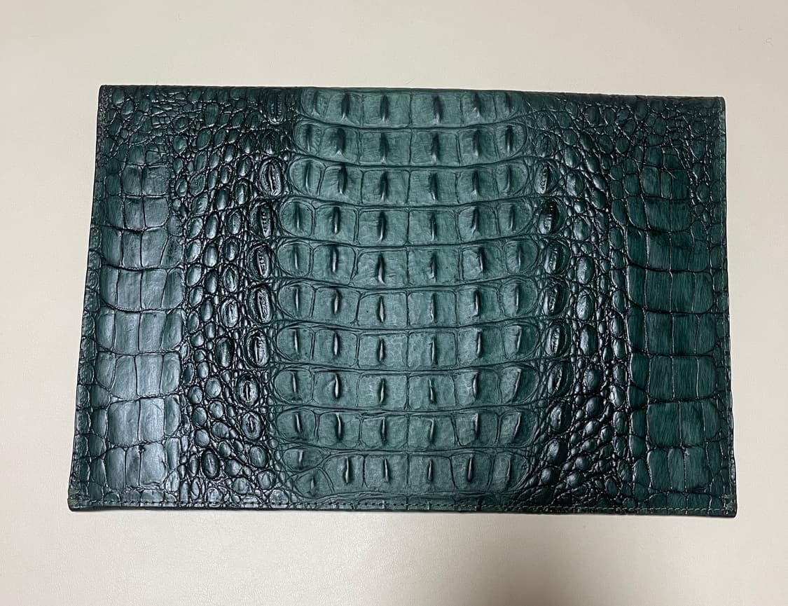 L'inoui 악어 무늬 클러치백 상품이미지2