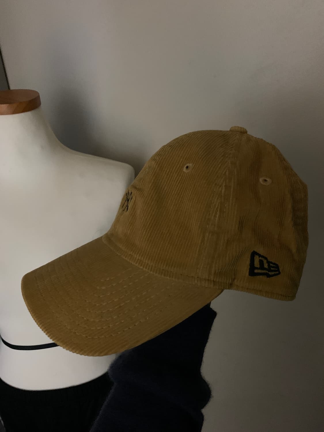 뉴에라 코듀로이 볼캡 (택포) 상품이미지4