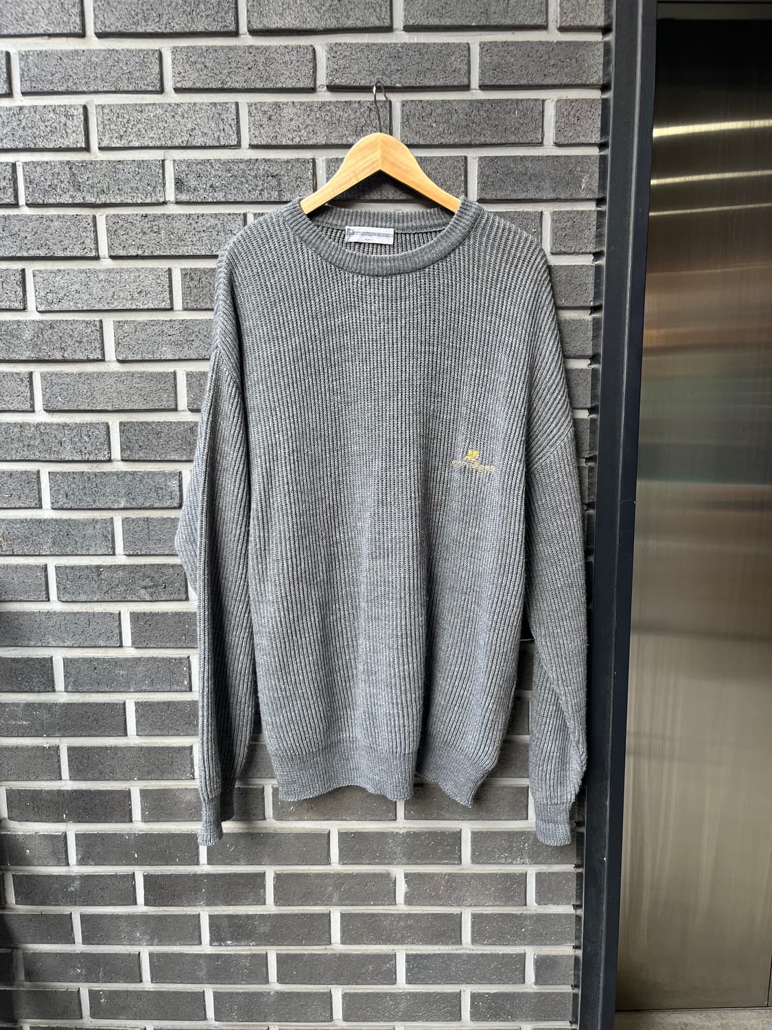 90s COURREGES 꾸레쥬 옴므 로고 스웨터 그레이 상품이미지1