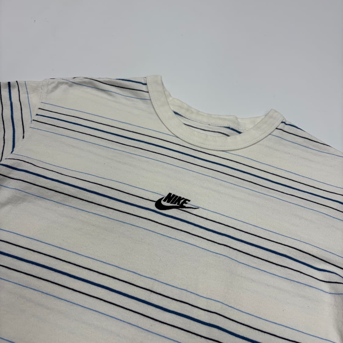 NIKE 나이키 프리미엄 센터로고 반팔티 상품이미지2