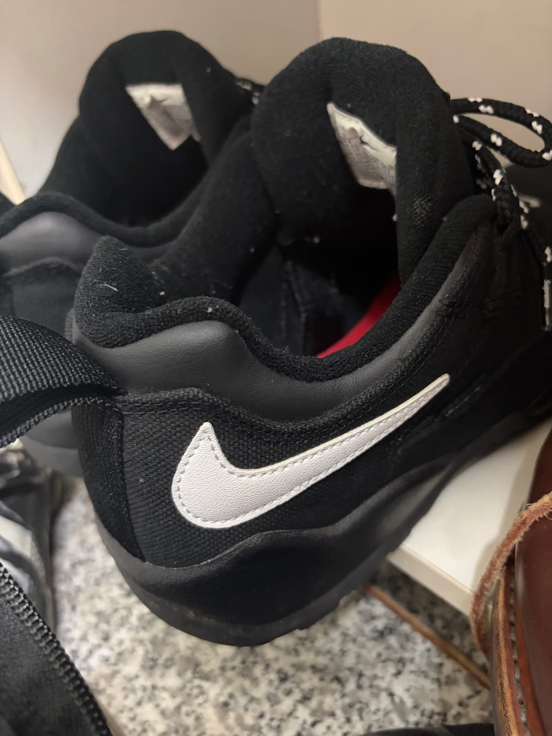 슈프림 나이키SB 다윈로우 블랙 270 상품이미지1