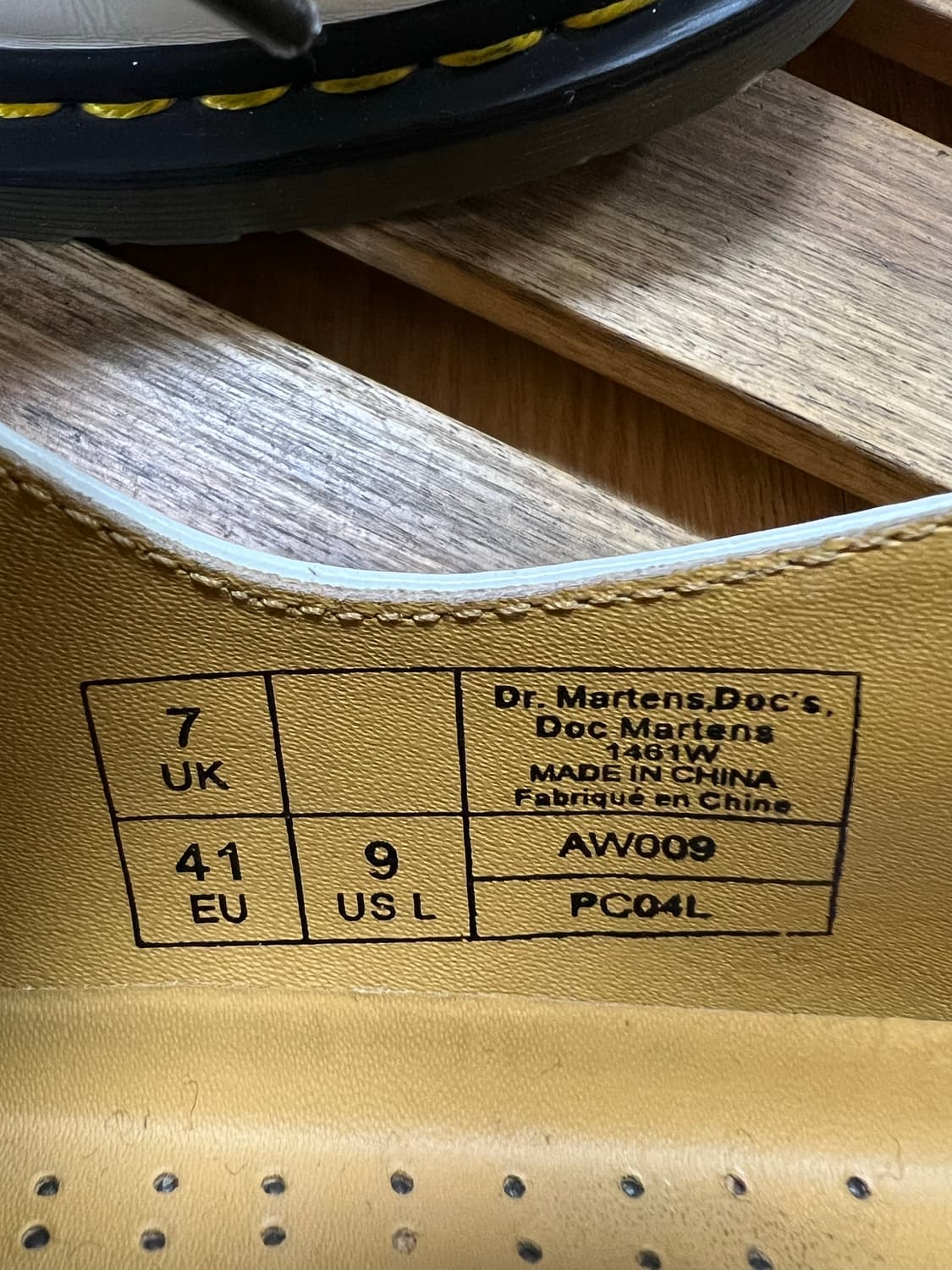 닥터마틴 1461 uk7 260사이즈 화이트 판매 상품이미지6