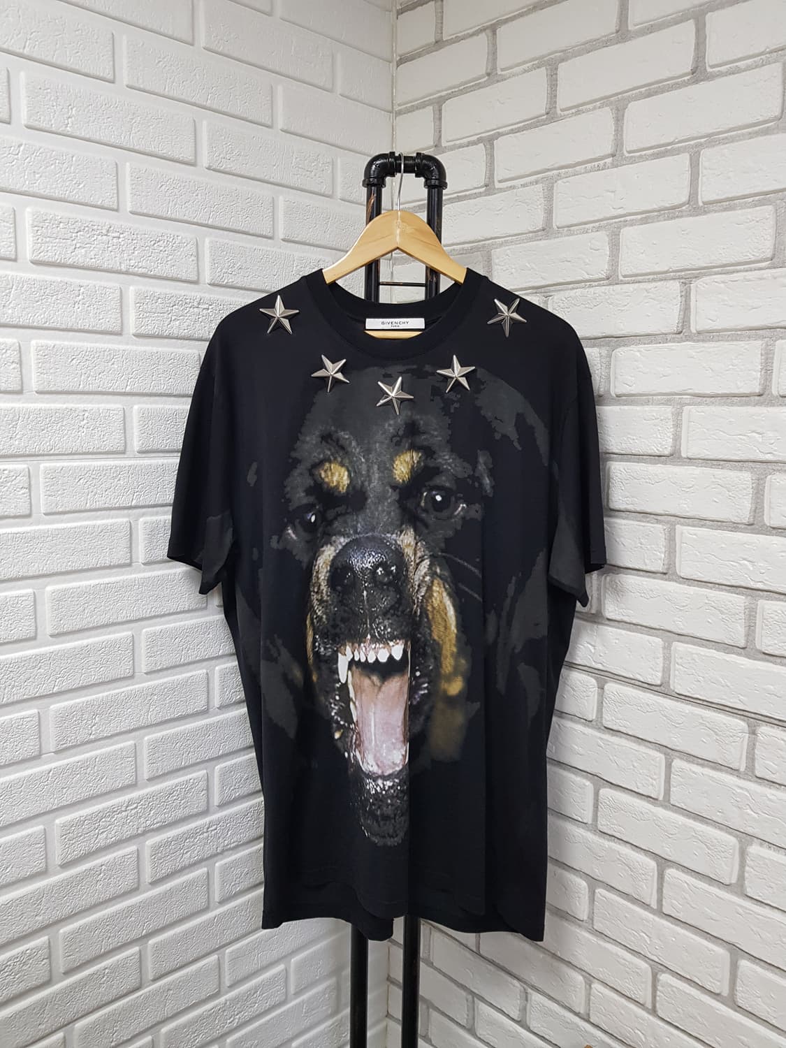 [s/정품] 지방시 로트와일러 스타 티셔츠 블랙 상품이미지1