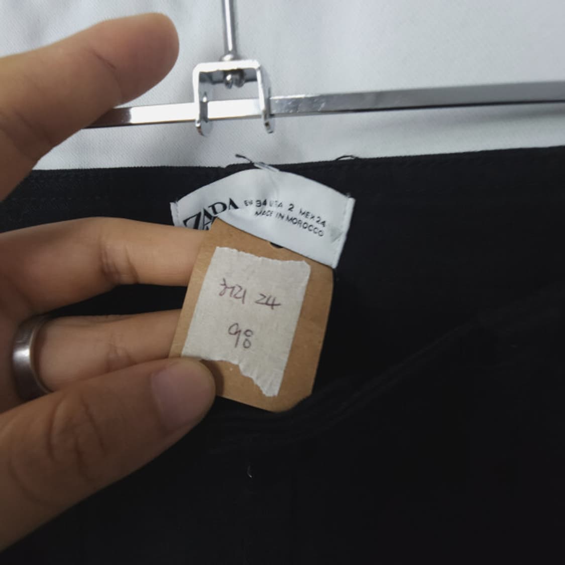 자라/ 와이드핏 카고팬츠/허리 24/오버핏156-160 상품이미지4