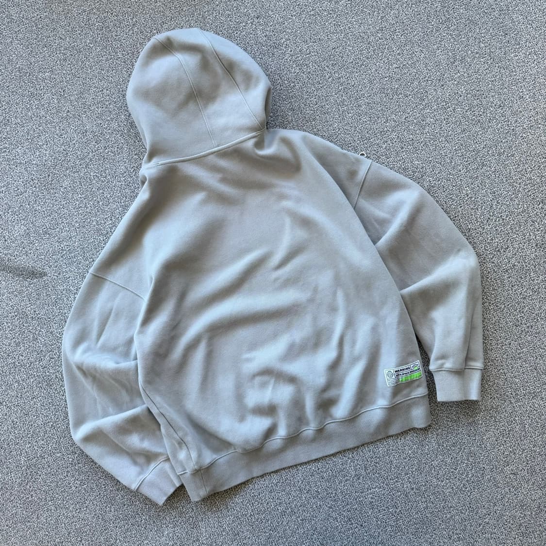 아더에러 후드티 상품이미지5