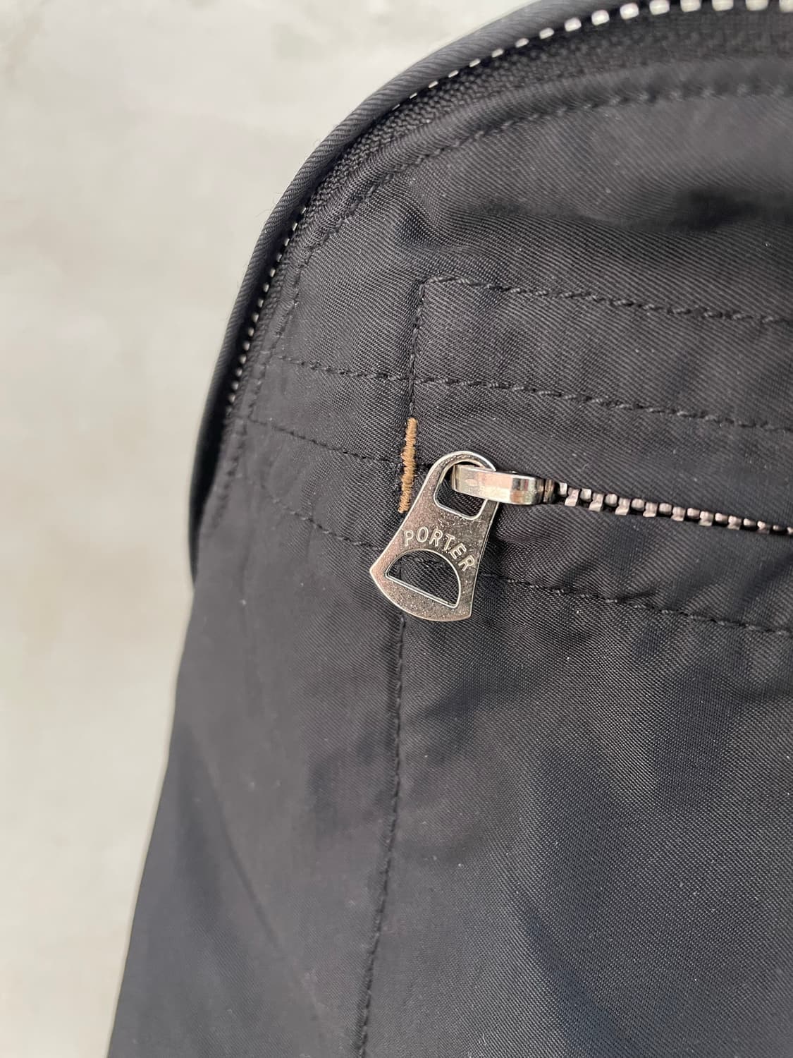 요시다 포터 마일 데이팩 블랙 백팩 판매 상품이미지5