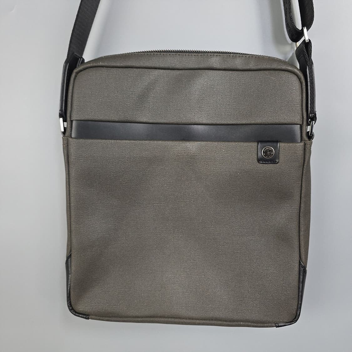 샘소나이트 레드 아다지오 크로스백 브라운 상품이미지4