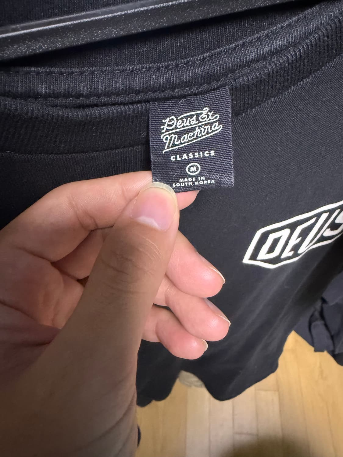 데우스 엑스 마키나 서울 상품이미지3