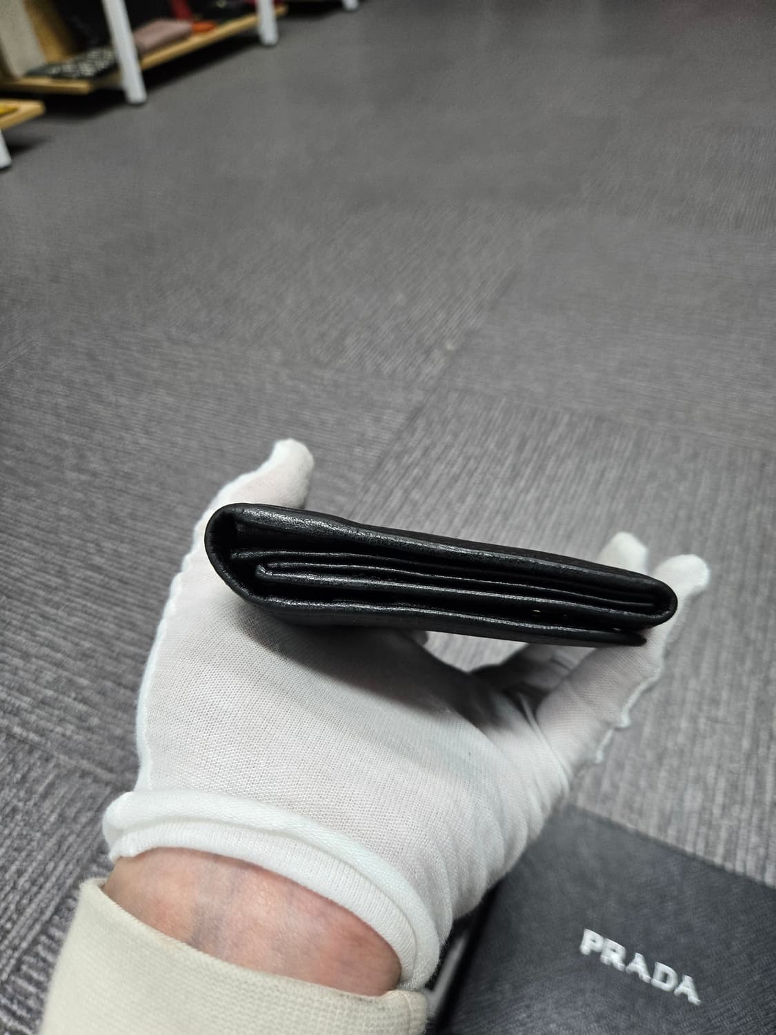 [특가][정품] 프라다 사피아노 가죽 장지갑 상품이미지3