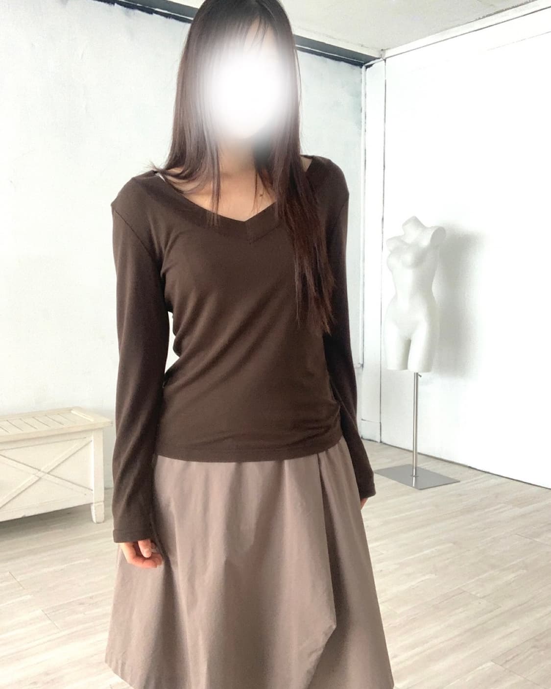 Brown V-Neck Long Sleeve 상품이미지7