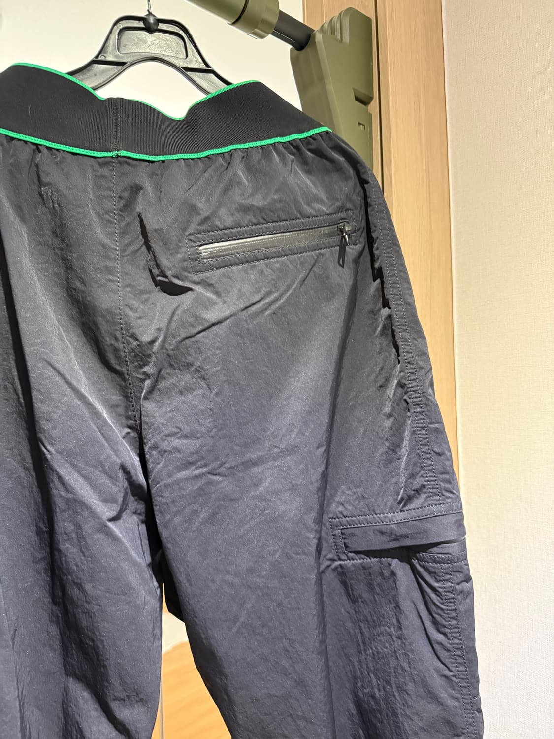 보테가베네타 리버스 로고 밴딩 트랙팬츠 상품이미지8