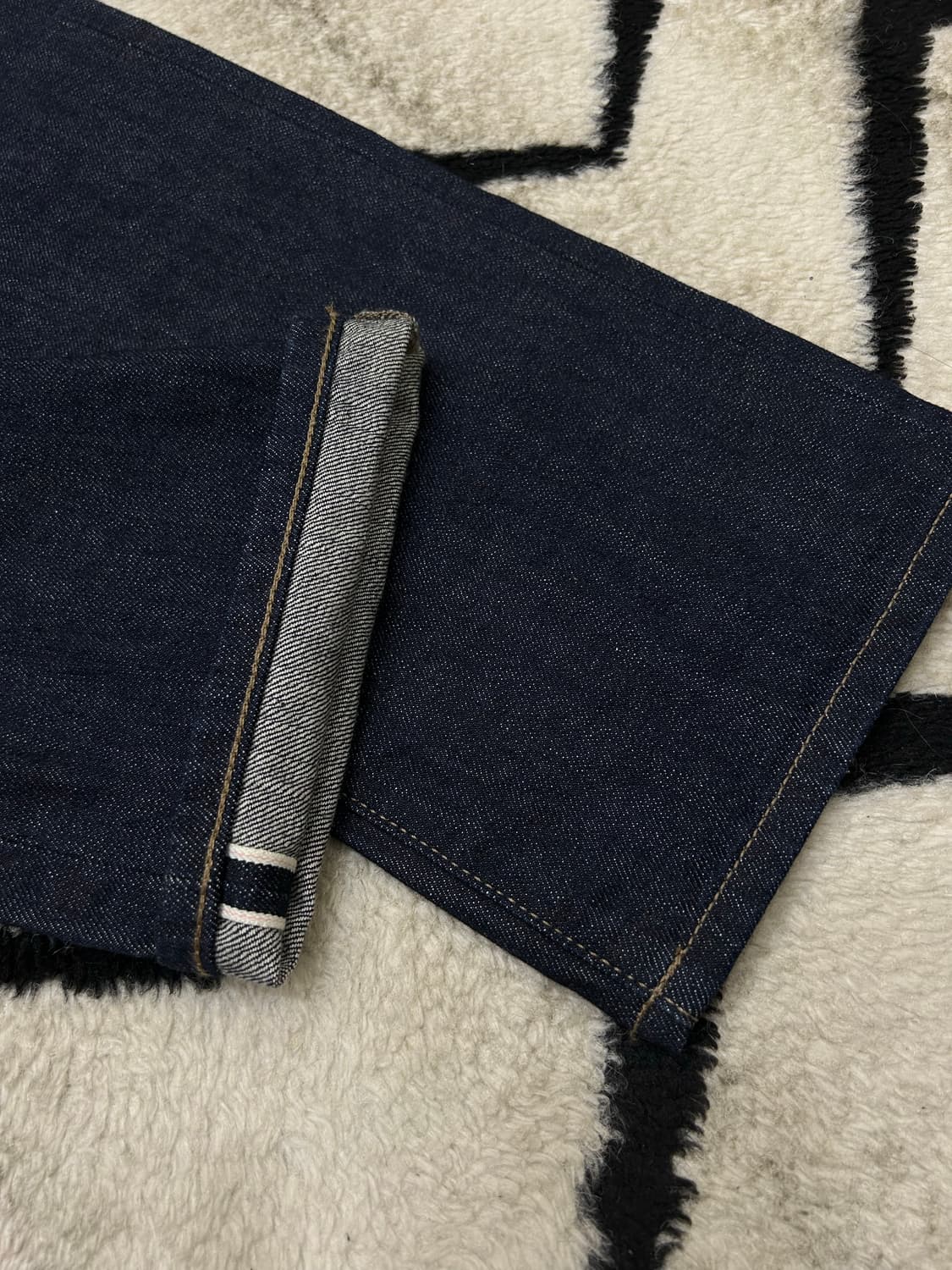 [30]유니클로U 셀비지 레귤러 피트데님 팬츠/진청 상품이미지1