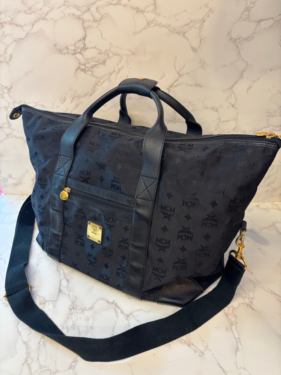 정품 MCM 금장 패브릭 토트백  상품이미지3