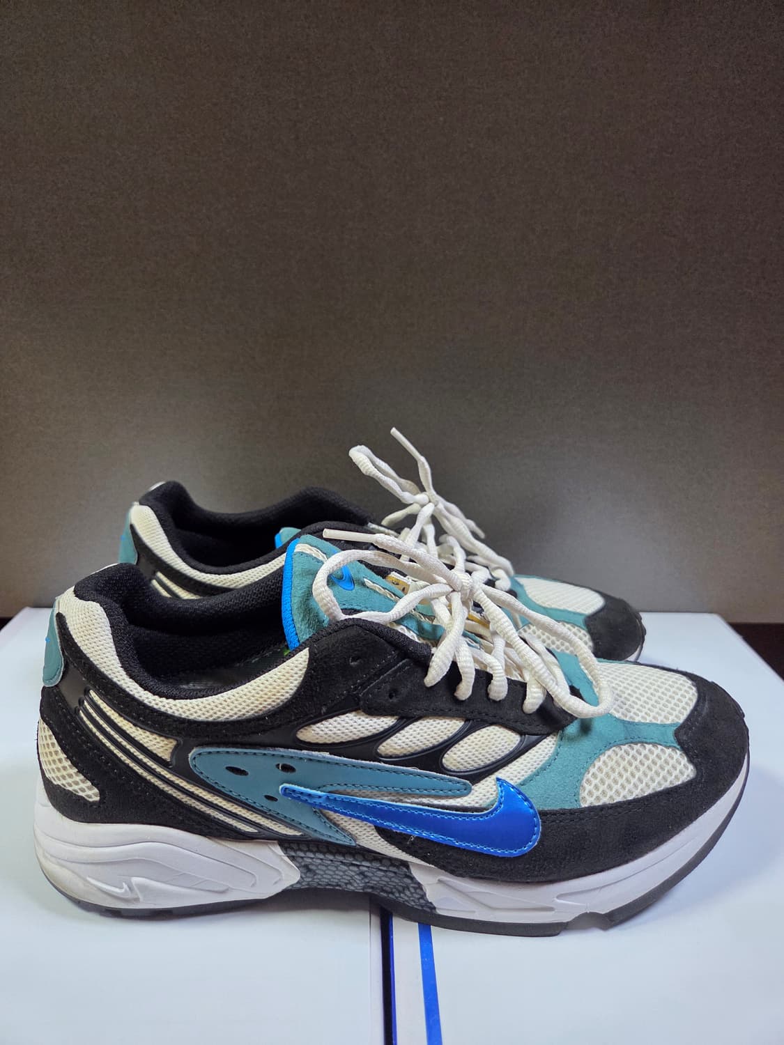 나이키 고스트 레이서 270 상품이미지1