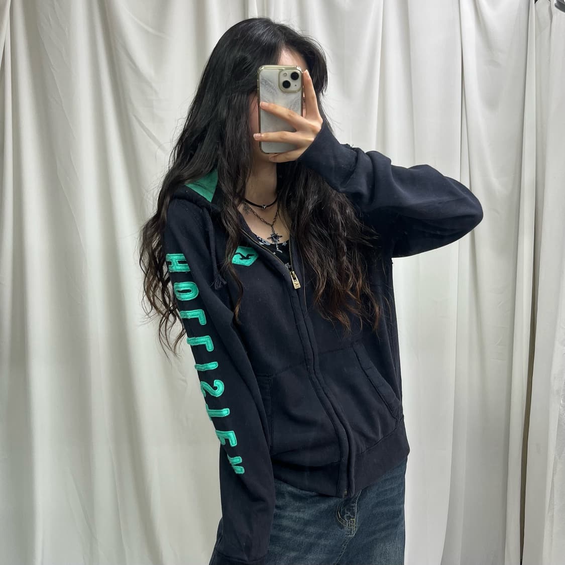 Hollister navy hood zip-up 상품이미지3