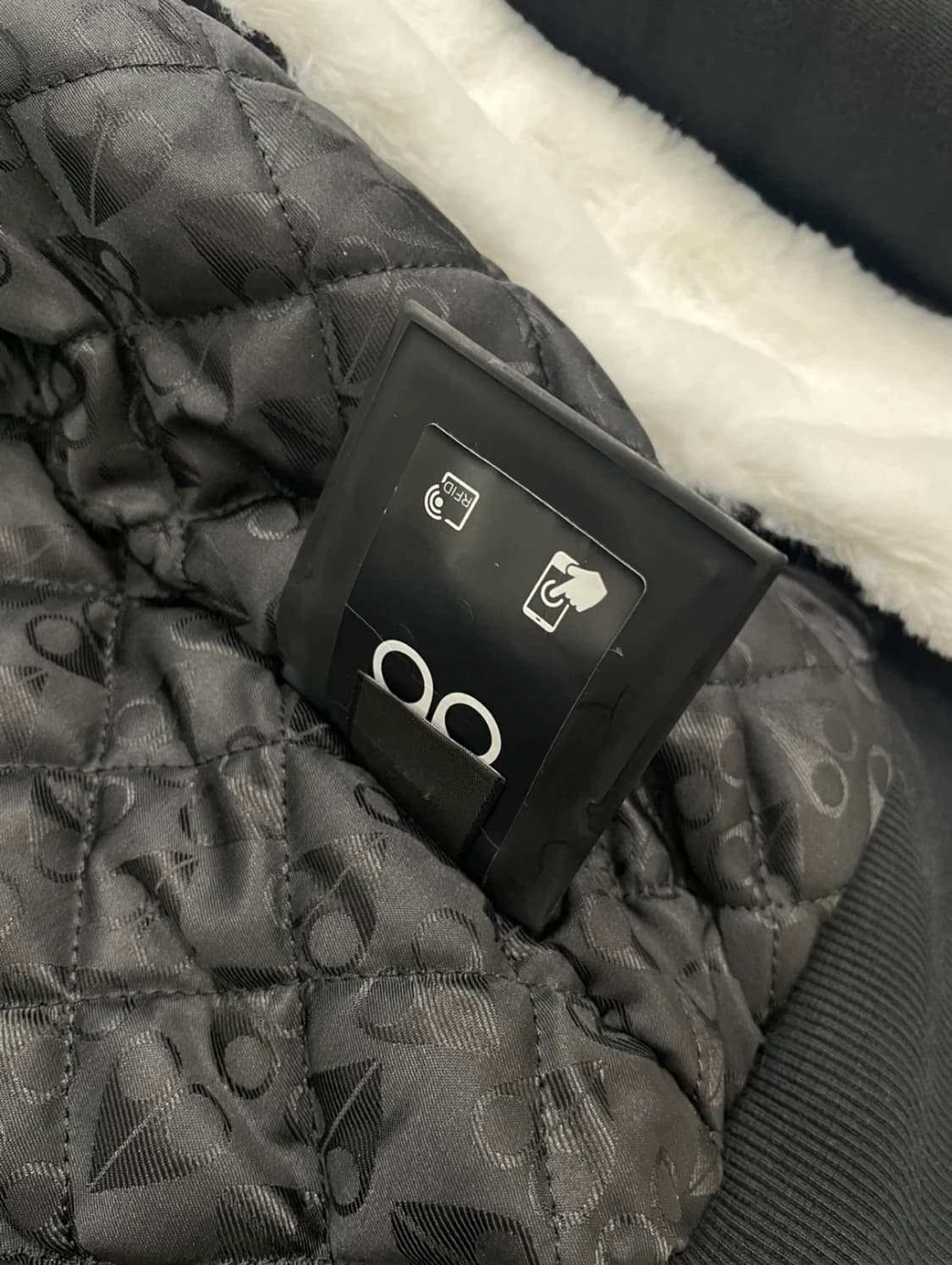 무스너클 버니스웨터 상품이미지7