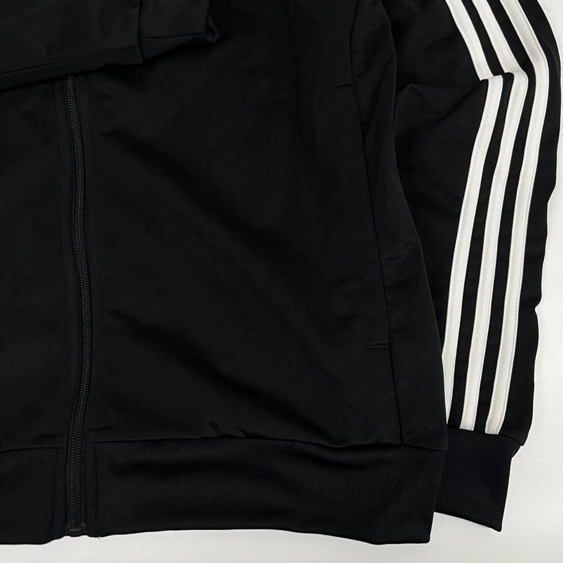 아디다스 트랙탑 상품이미지3