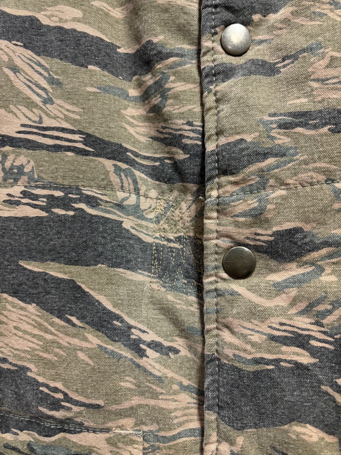 빈티지 타이거 카모 패딩 조끼   상품이미지9