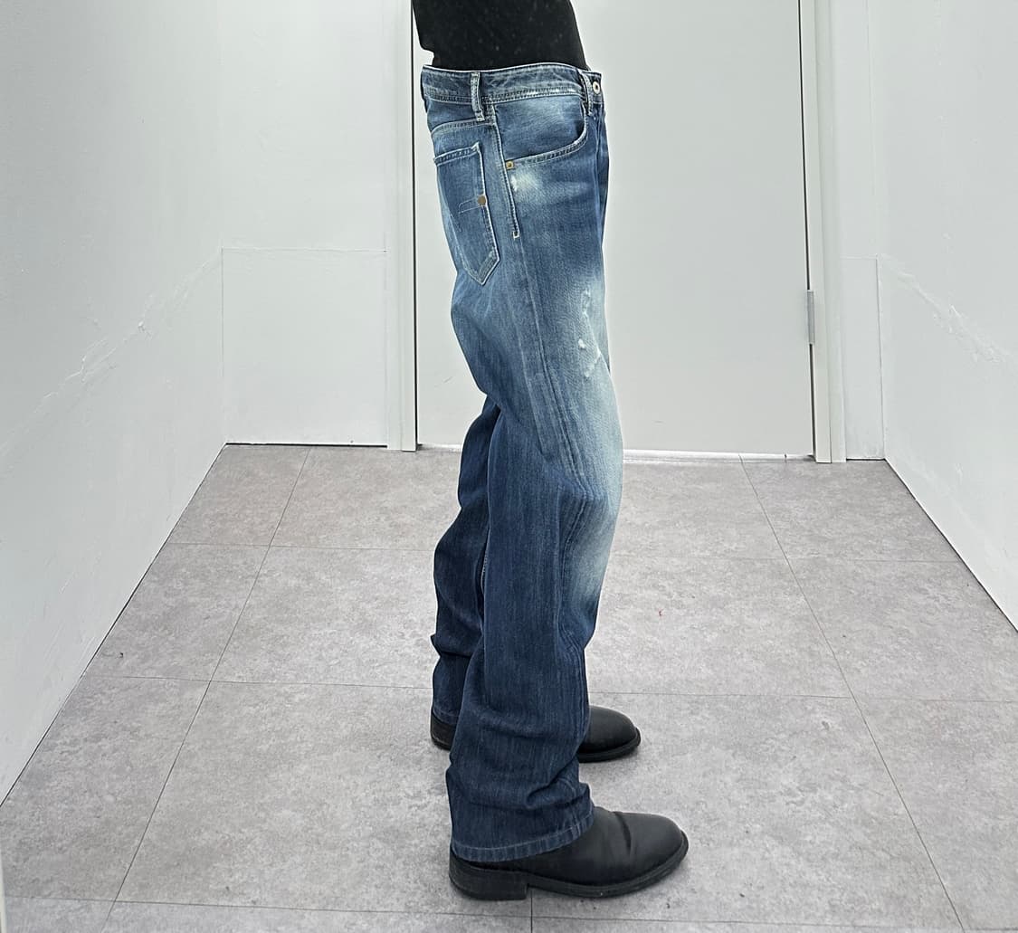 Diesel Industry Distressed Wash Straight 상품이미지3