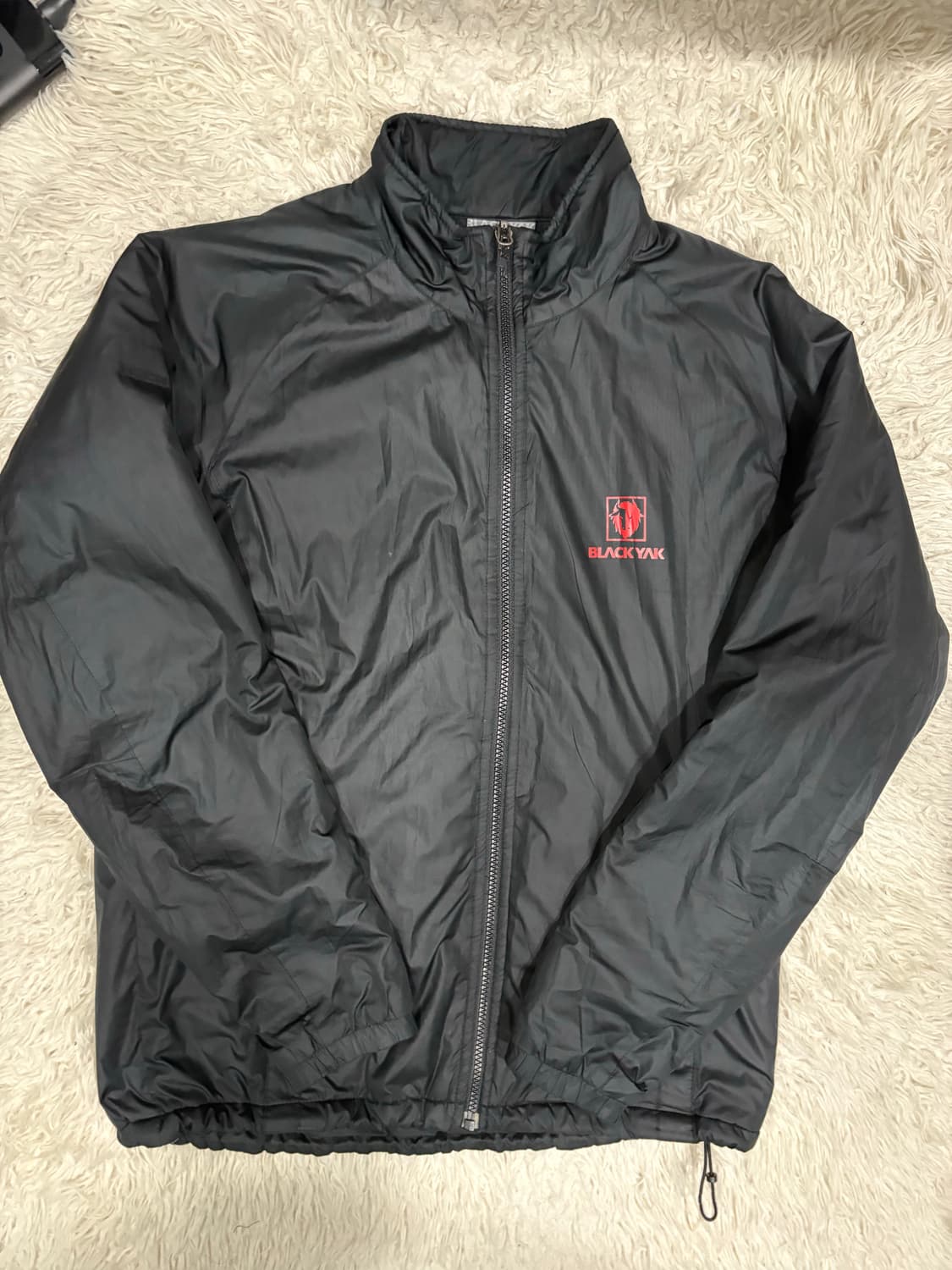 [L] 블랙야크 경량패딩 블랙 상품이미지1