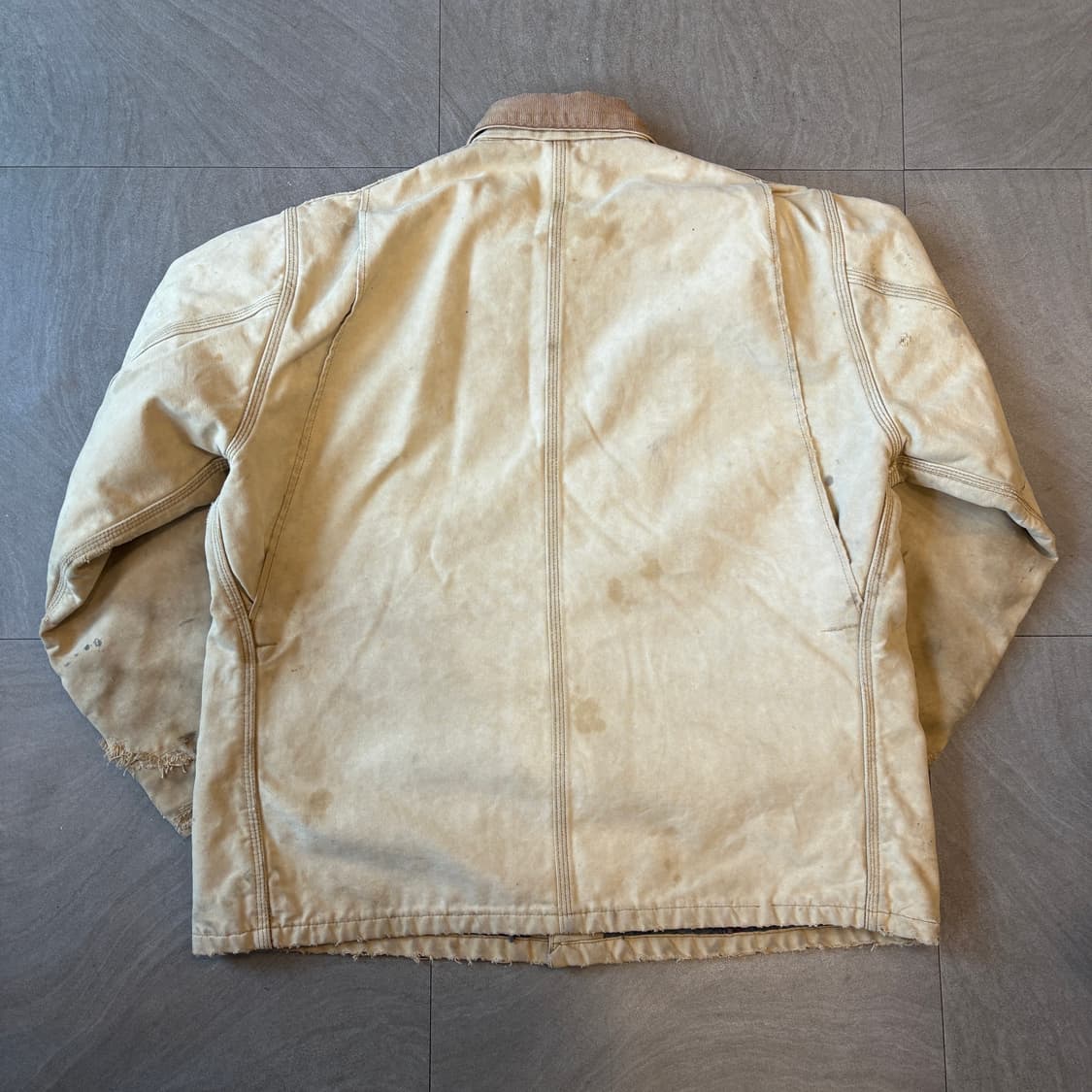 칼하트 정품 C01 베이지 덕 초어 데미지드 자켓  상품이미지10