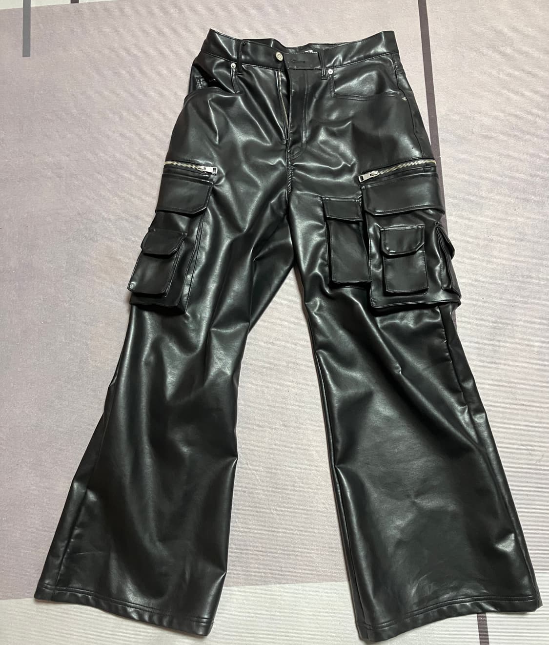 선데이오프클럽 레더팬츠 상품이미지2