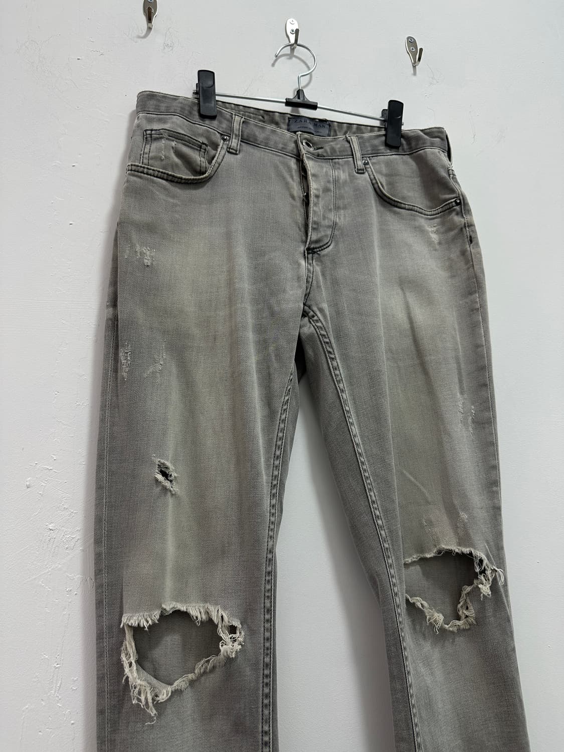 Zara man destroyed gray washing jeans 상품이미지5