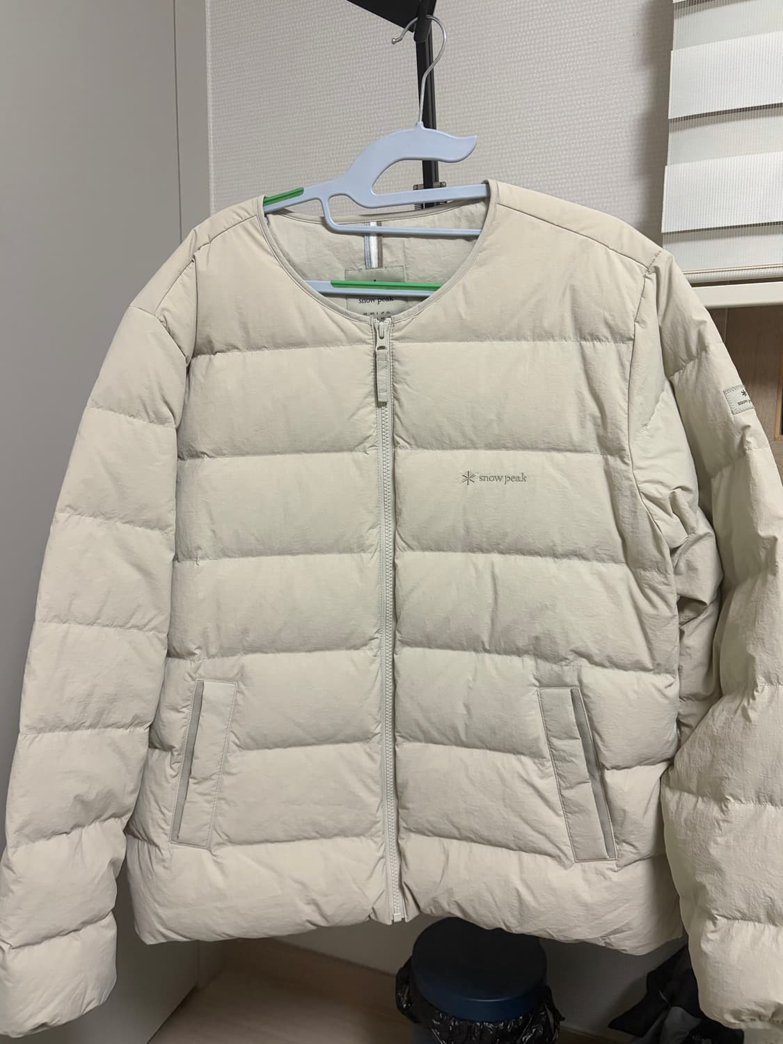 스노우피크 경량패딩 상품이미지1