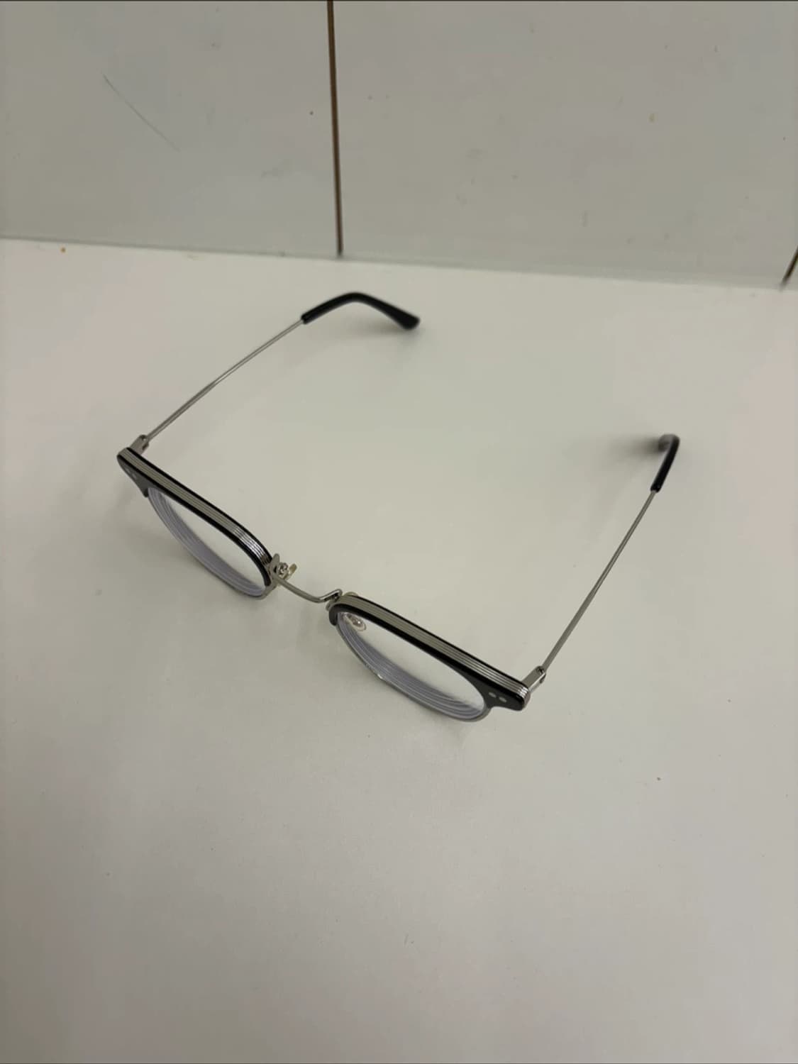 젠틀몬스터 알리오 01 급처 상품이미지3