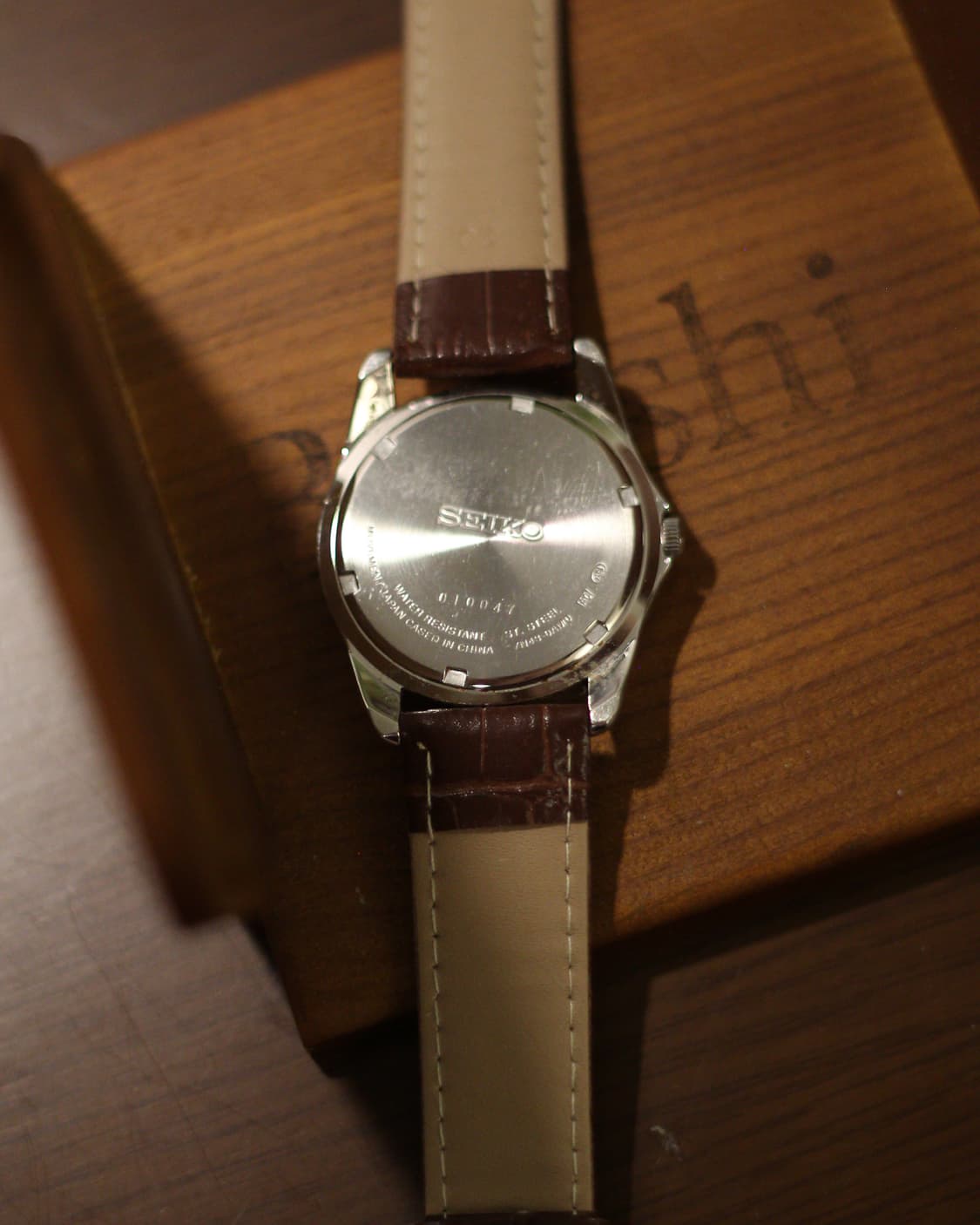 [Seiko] 세이코 빈티지 아라빅 다이얼 쿼츠 시계 (데이데이트) 상품이미지5