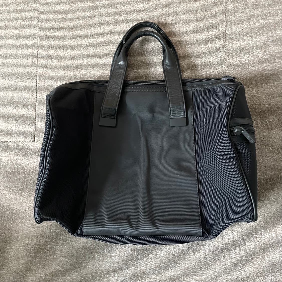 이세이미야케 보스턴 백 상품이미지5