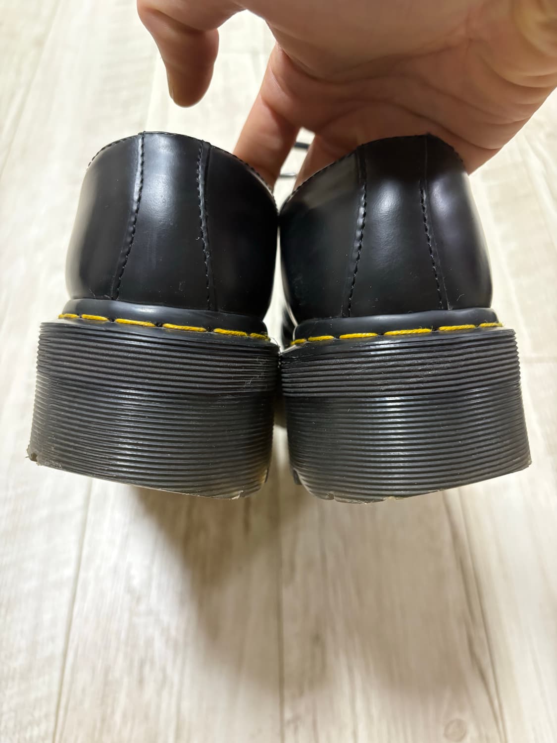 닥터마틴 1461 3홀 쿼드 250 상품이미지5