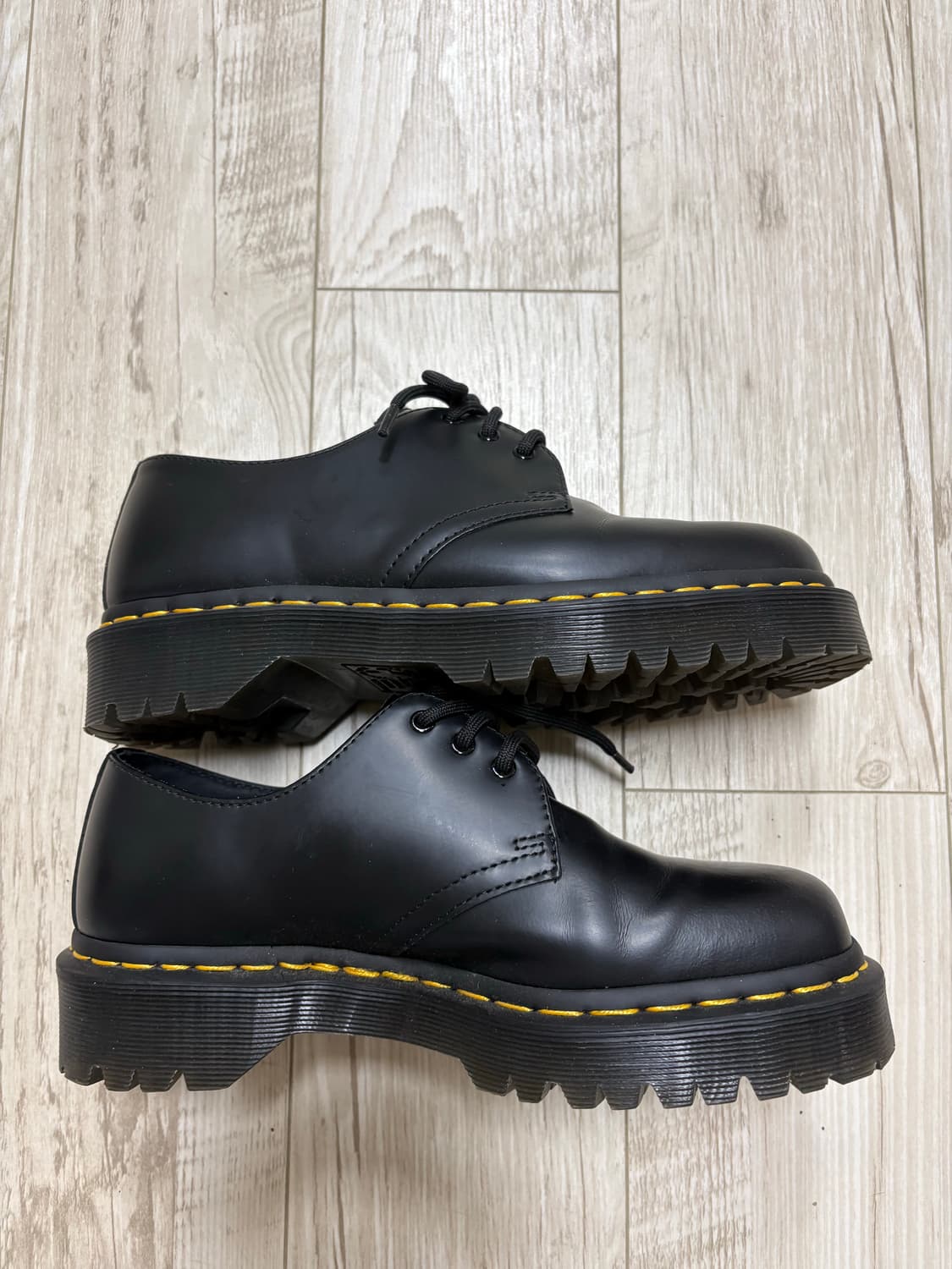 닥터마틴 1461 3홀 벡스 240 상품이미지3