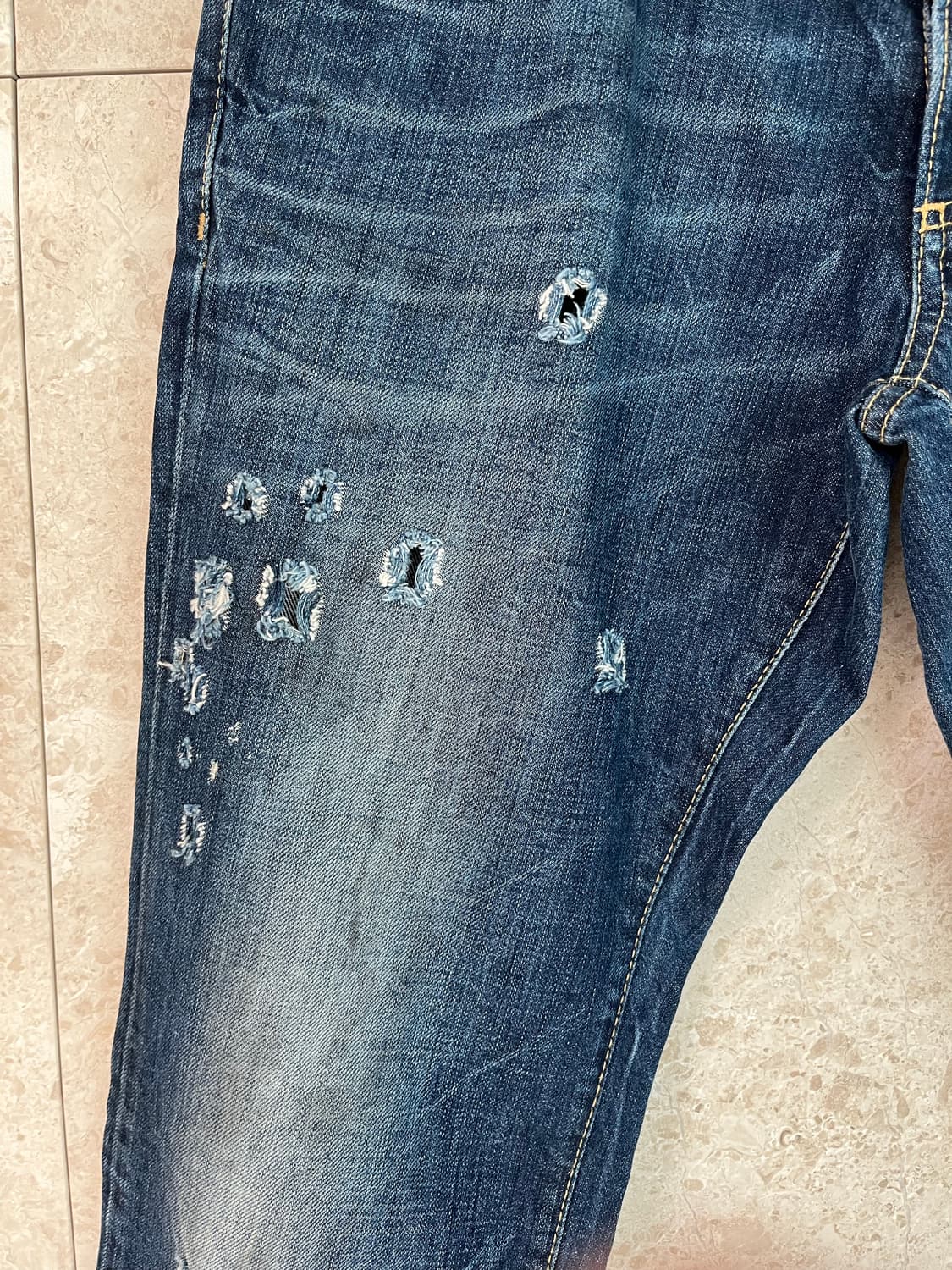 디스퀘어드2 데미지 워싱 청바지 48 정품 상품이미지3