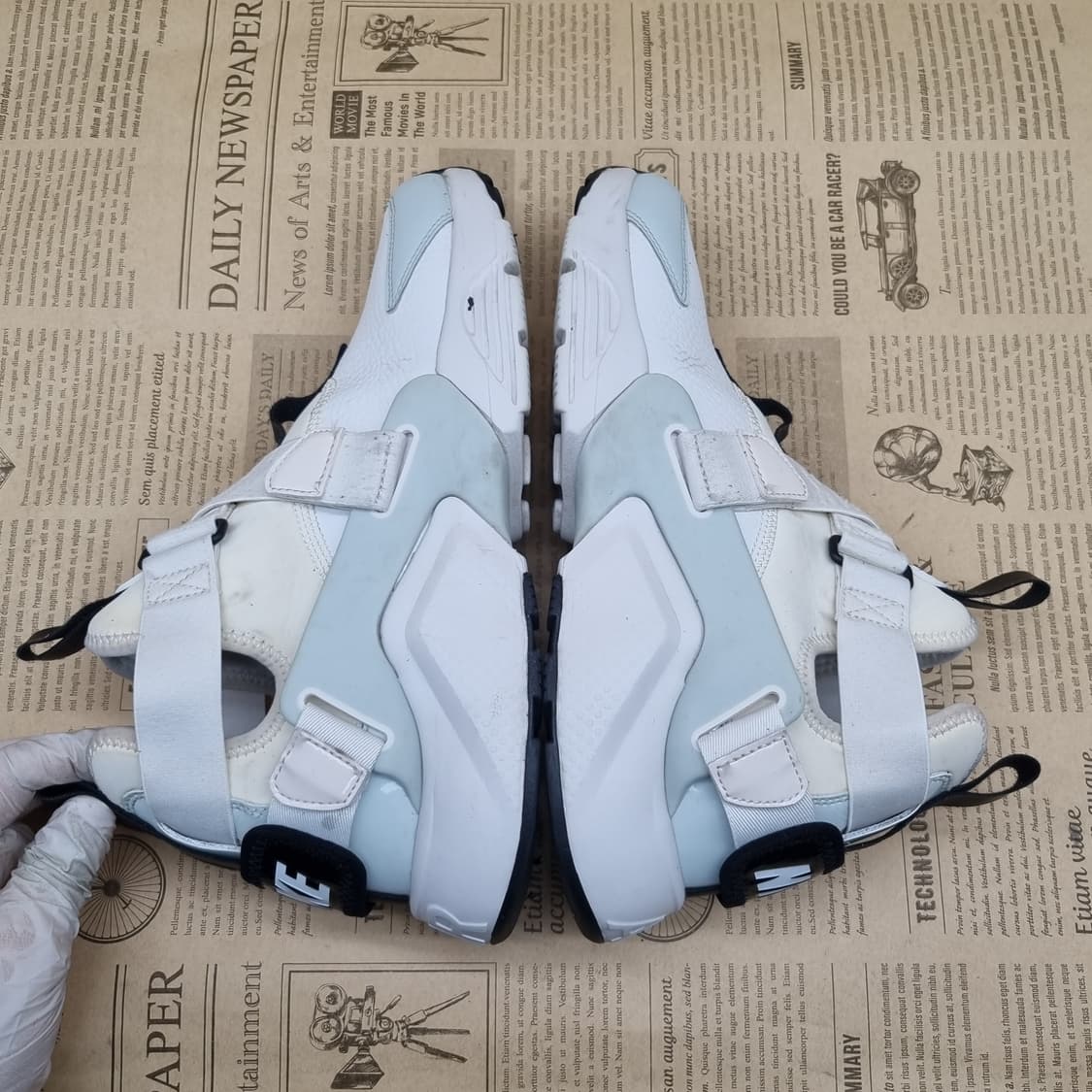 나이키 에어 허라취 CT 운동화250 상품이미지5