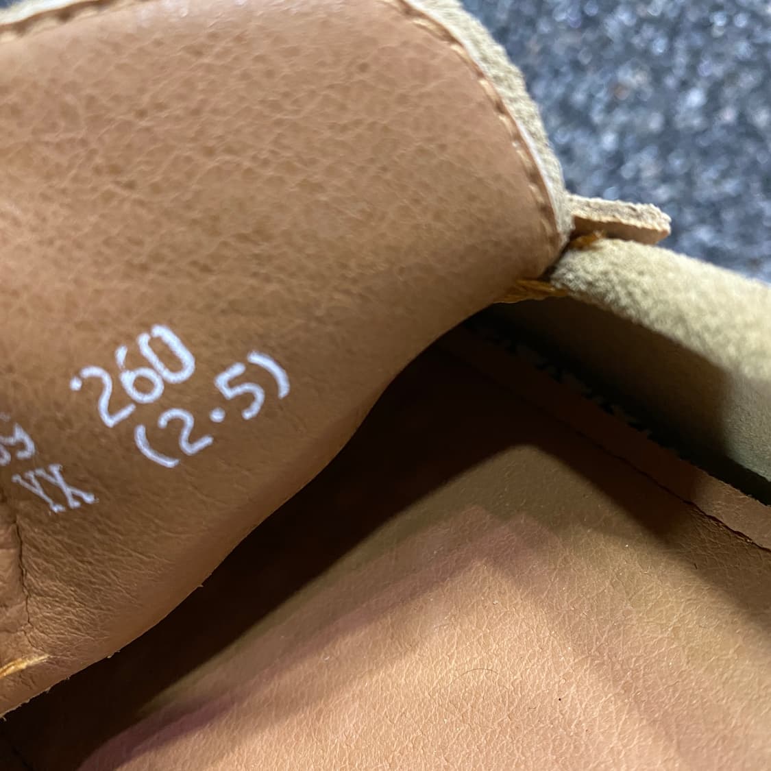 스웨이드 페니 로퍼 샌드베이지 B4133 상품이미지4