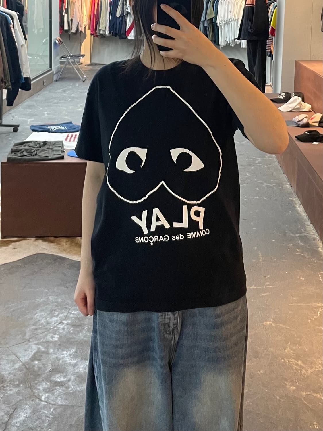 꼼데가르송 플레이 인버티드 하트 로고 반팔 H2421 상품이미지1